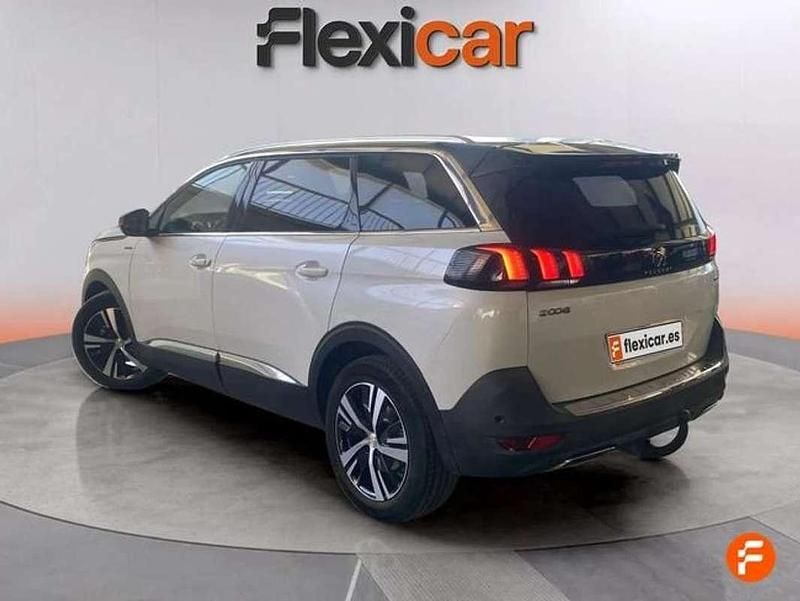 Usado Peugeot 5008 GT-line 150 CV (110 kW) 2017 Blanco SUV