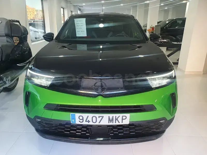 Usado Opel Mokka Edition 136 CV (100 kW) 2023 Verde SUV