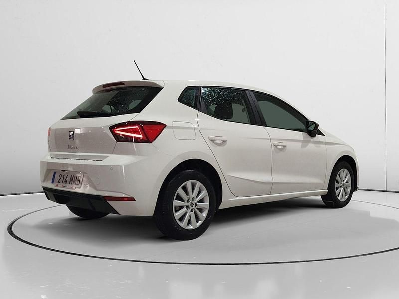 Usado Seat Ibiza Style 110 CV (80 kW) 2023 Blanco Berlina