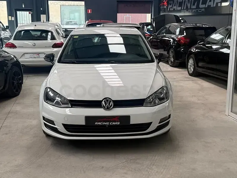 Usado VW Golf VII Advance 105 CV (77 kW) 2015 Blanco Berlina