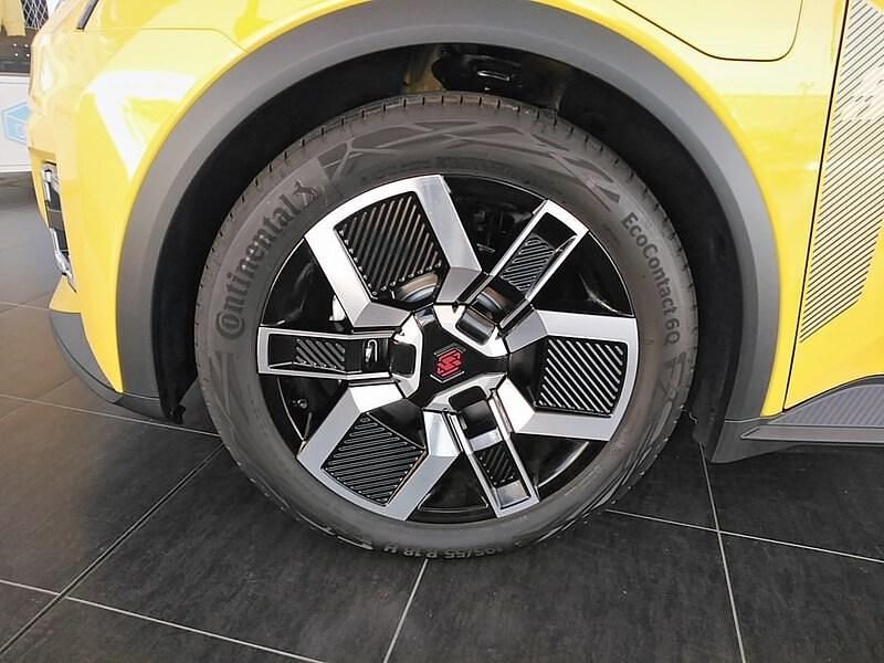 Usado Renault R5 Techno 88 kW (120 CV) 2025 Amarillo Utilitario