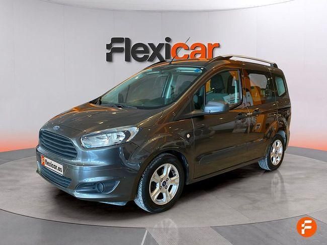 Usado Ford Tourneo Courier Ambiente 100 CV (73 kW) 2017 Beige Monovolumen
