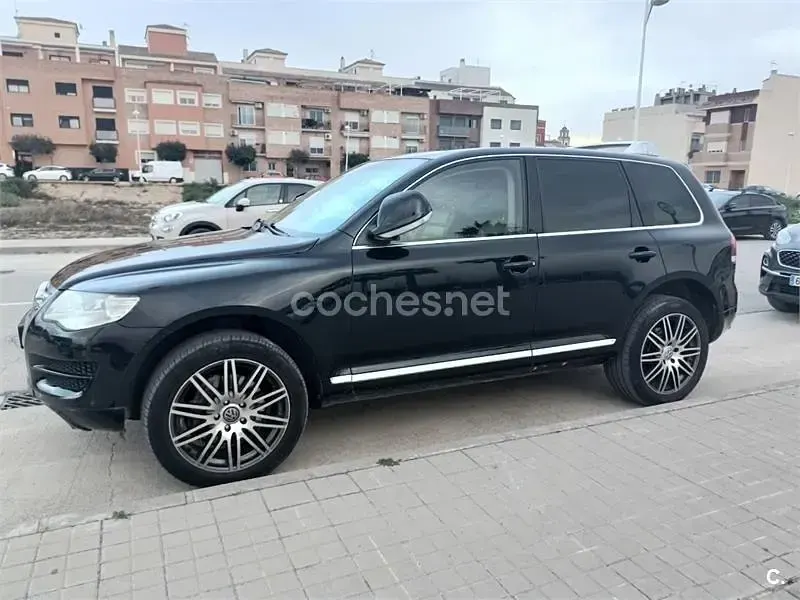Usado VW Touareg 313 CV (230 kW) 2003 Negro SUV