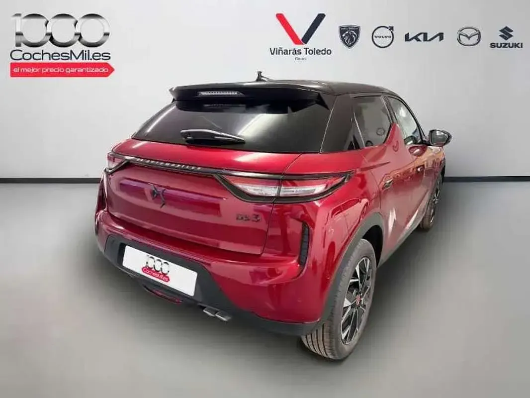 Usado DS Automobiles DS3 Crossback Performance Line Plus 131 CV (96 kW) 2023 Rojo SUV