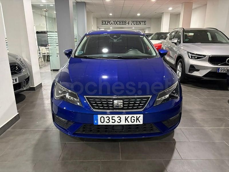 Usado Seat Leon 150 CV (110 kW) 2017 Azul Familiar
