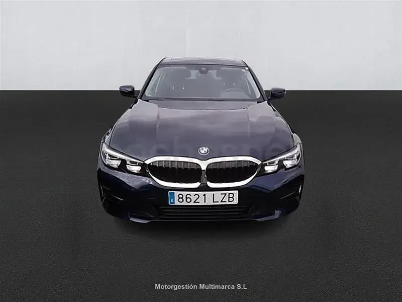 Usado BMW 318 150 CV (110 kW) 2022 Amarillo Berlina