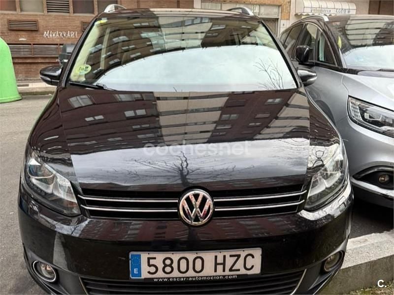 Usado VW Touran Sport 170 CV (125 kW) 2010 Negro Monovolumen