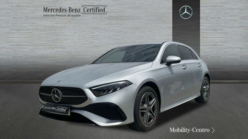 Iridiumsilver, metallic paint Usado 2023 Mercedes A250 AMG line Utilitario | 33.900 € (Super precio) - Imagen 1/4