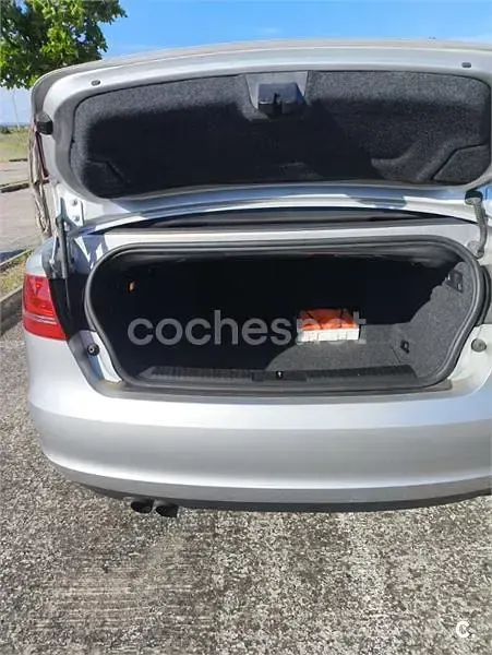 Usado Audi A3 Cabriolet Attraction 160 CV (117 kW) 2008 Gris / plata Descapotable