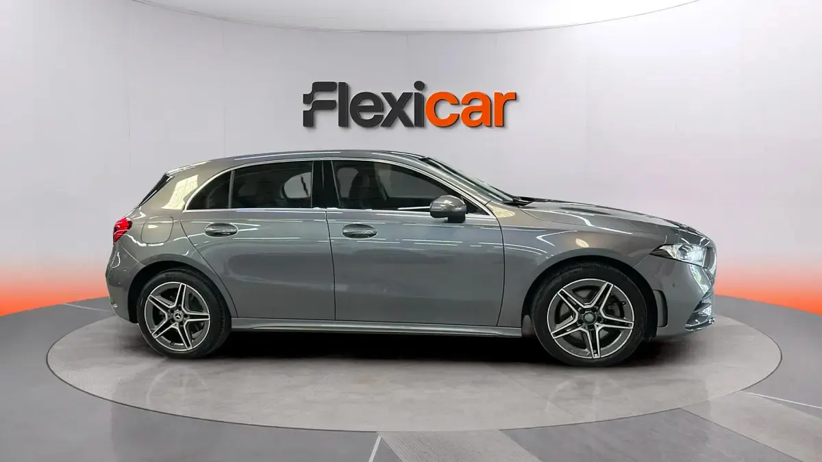 Usado Mercedes A250 218 CV (160 kW) 2022 Gris Berlina