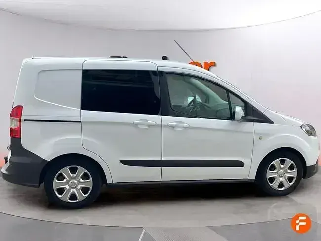 Usado Ford Transit 101 CV (74 kW) 2019 Blanco Berlina