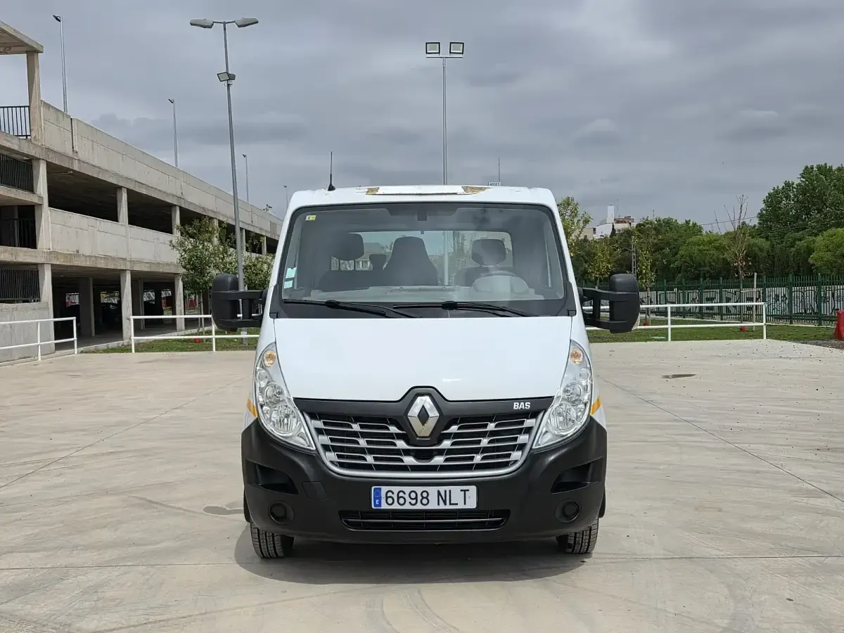 Usado Renault Master 165 CV (121 kW) 2016 Blanco Van