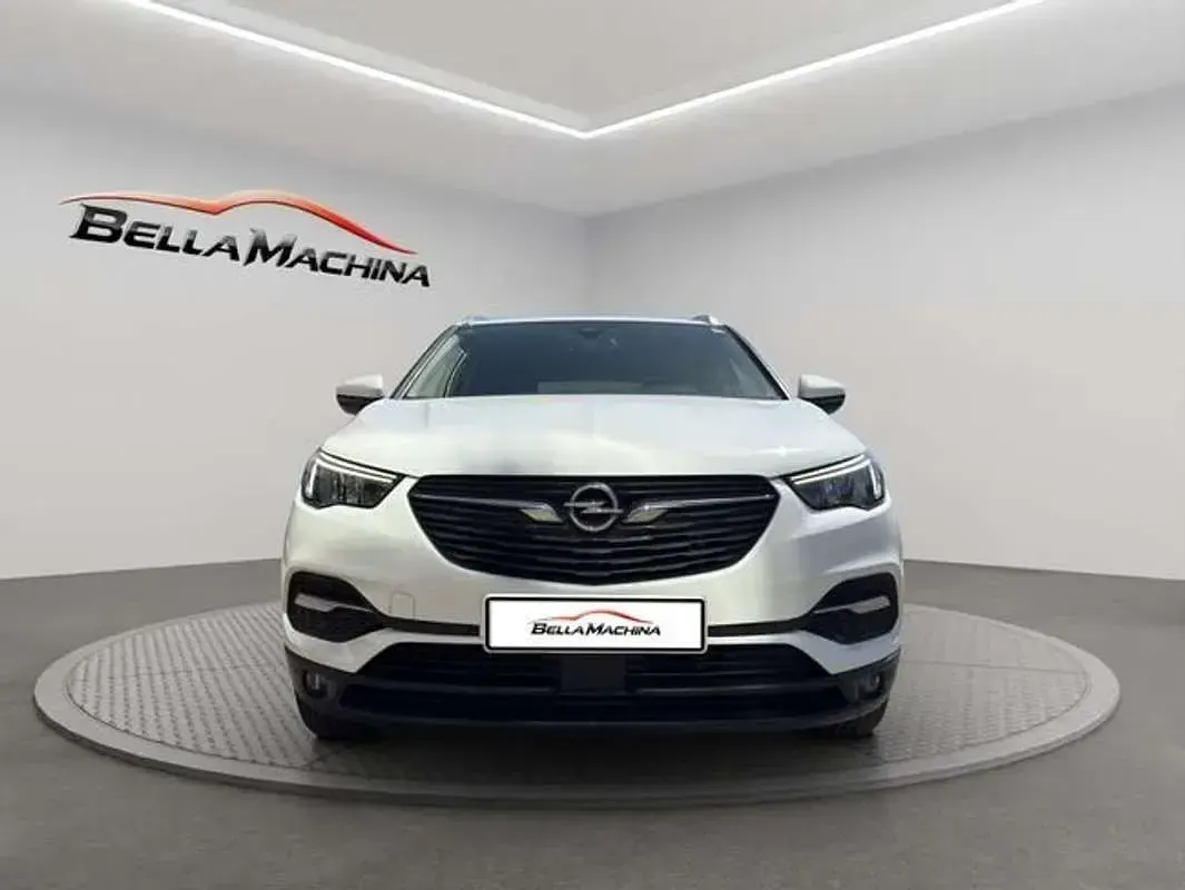 Usado Opel Grandland X Selective 131 CV (96 kW) 2019 Blanco SUV