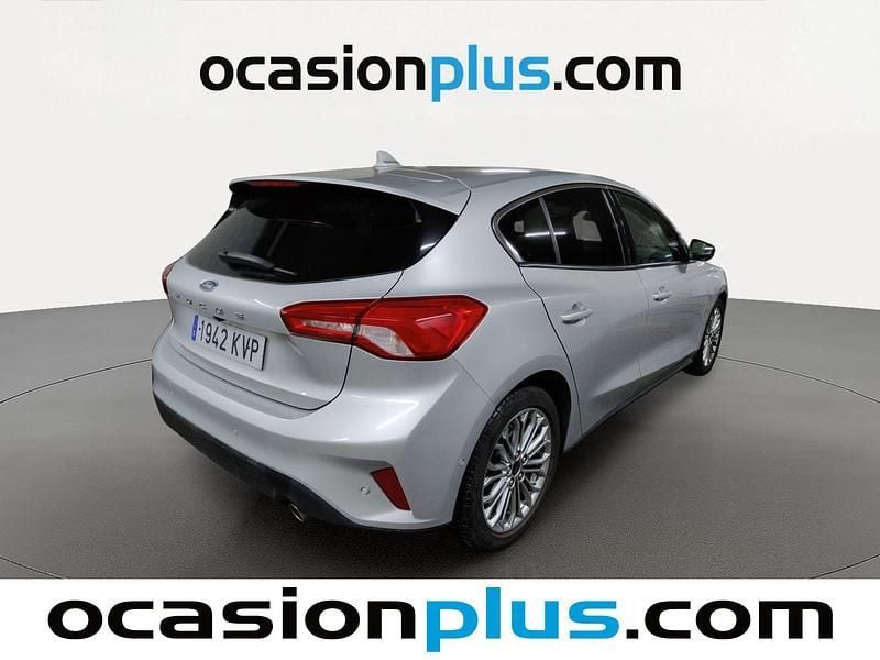 Usado Ford Focus Titanium 125 CV (91 kW) 2019 Gris Utilitario