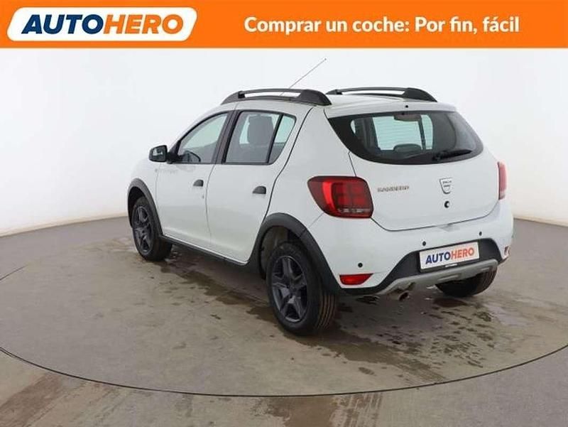 Usado Dacia Sandero 90 CV (66 kW) 2017 Blanco Berlina