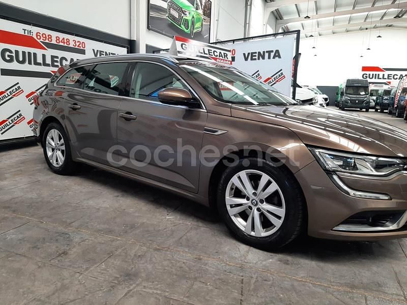 Usado Renault Talisman Intens 130 CV (95 kW) 2016 Marrón Familiar