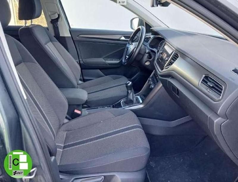 Usado VW T-Roc Advance 116 CV (85 kW) 2019 Gris SUV