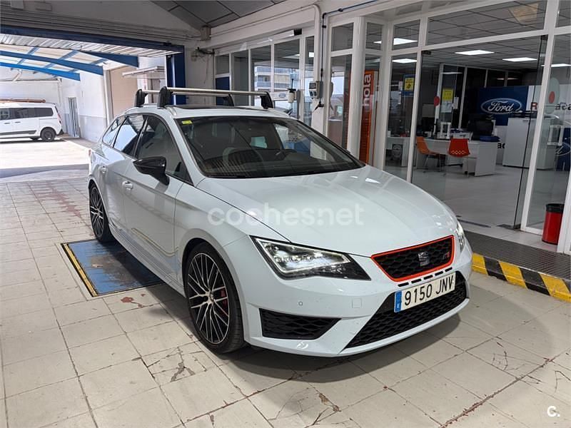 Usado Seat Leon ST CUPRA 290 CV (213 kW) 2016 Gris / plata Familiar