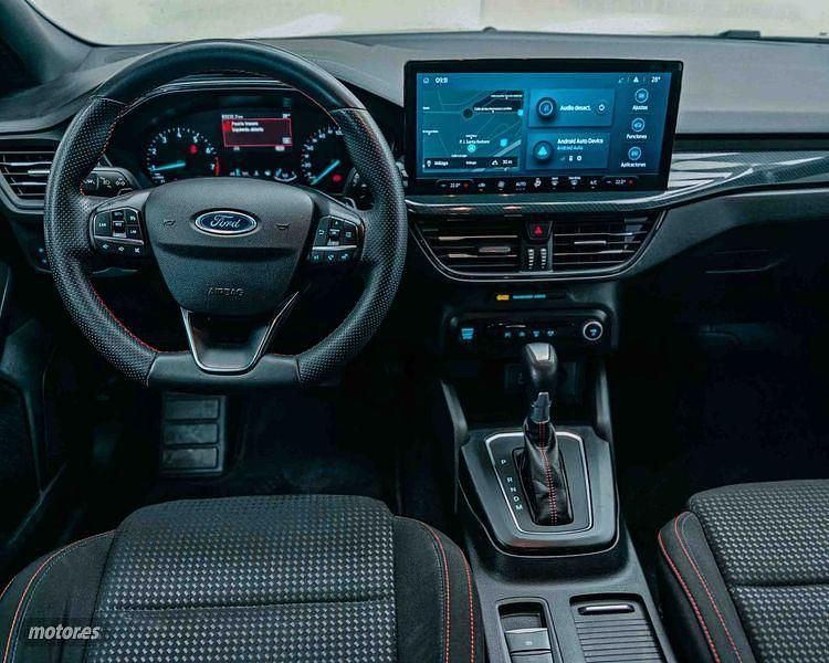 Negro Usado 2023 Ford Focus ST-Line Berlina | 18.650 € (Precio justo) - Imagen 1/4