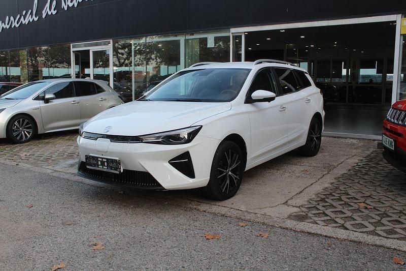 Blanco Usado 2023 MG MG4 EV Luxury Utilitario | 17.450 € (Precio justo) - Imagen 1/4