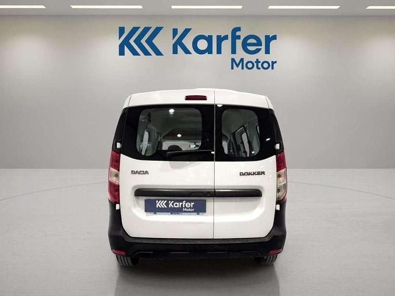 Usado Dacia Dokker Essentiel 102 CV (75 kW) 2019 Blanco Monovolumen