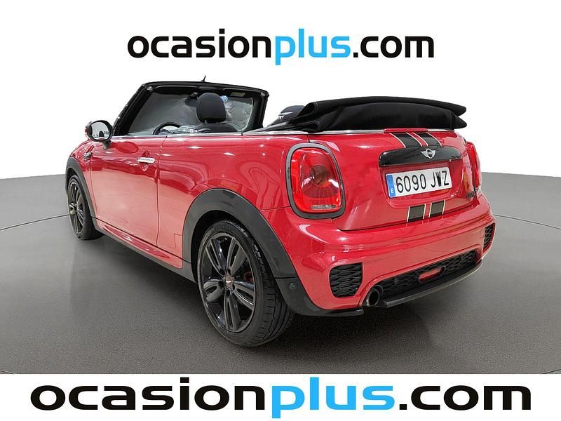 Usado Mini Cooper Cabriolet 136 CV (100 kW) 2017 Rojo Descapotable