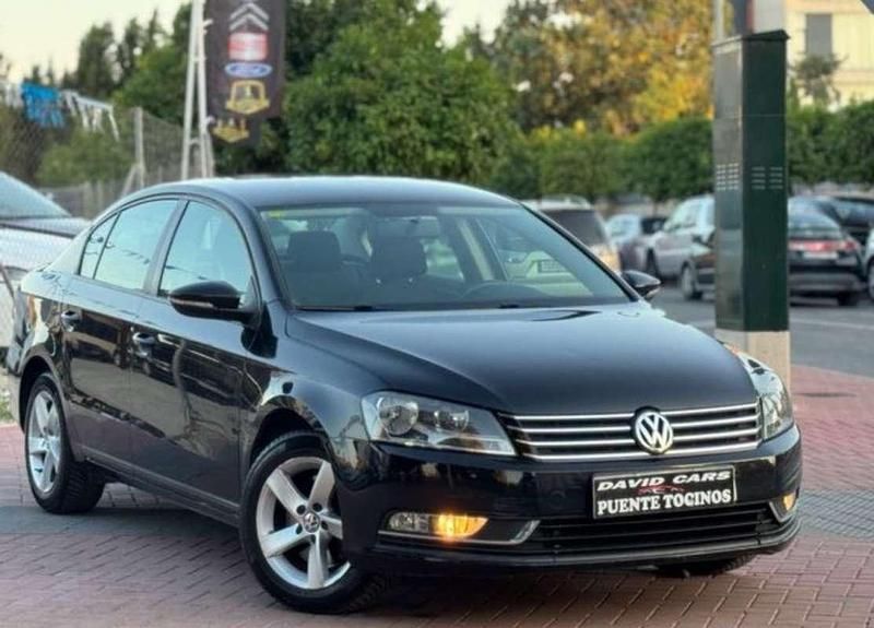Negro Usado 2013 VW Passat Exclusive Berlina | 8000 € (Precio justo) - Imagen 1/4