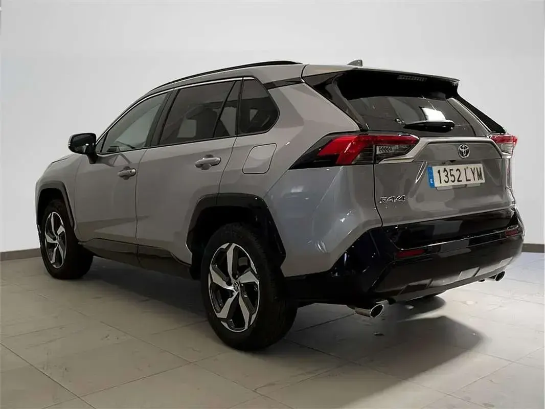 Usado Toyota RAV4 Hybrid Advance 306 CV (225 kW) 2022 SUV