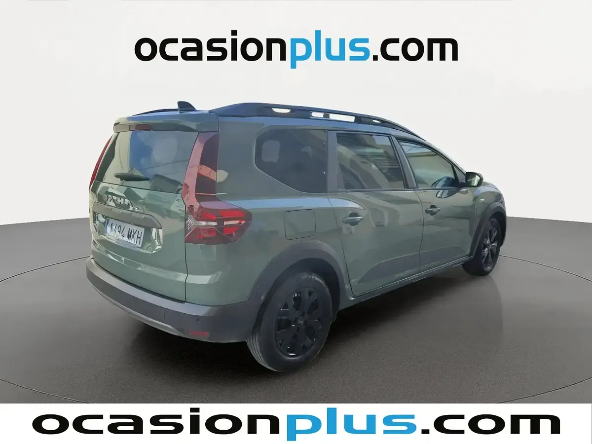 Usado Dacia Jogger Extreme 100 CV (73 kW) 2023 Verde Monovolumen