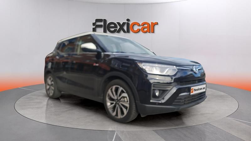 Usado Ssangyong (KGM) Tivoli Limited 163 CV (119 kW) 2023 Negro SUV