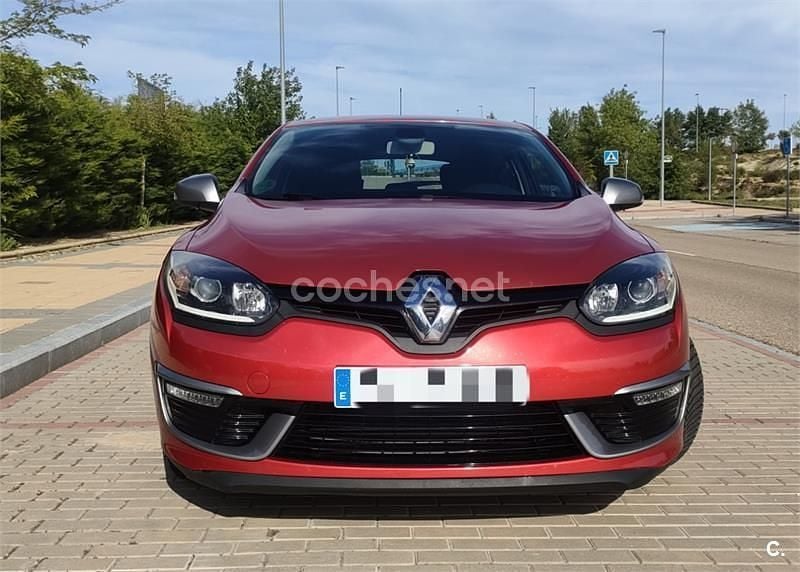 Usado Renault Mégane GT GT 115 CV (84 kW) 2015 Rojo Coupe