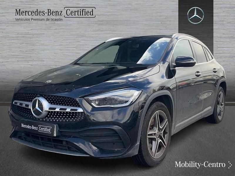 Usado Mercedes GLA250 AMG line 160 CV (117 kW) 2022 Nachtschwarz  unilack SUV