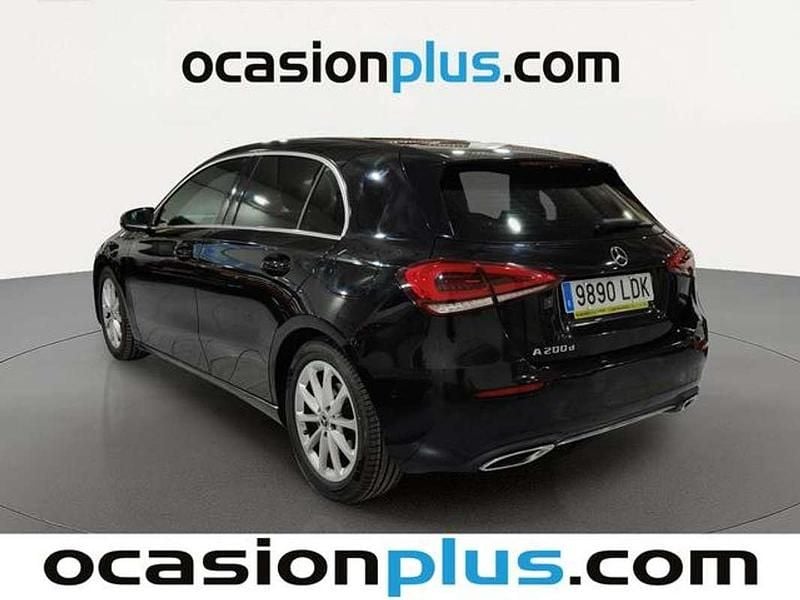 Usado Mercedes A200 150 CV (110 kW) 2019 Negro Utilitario