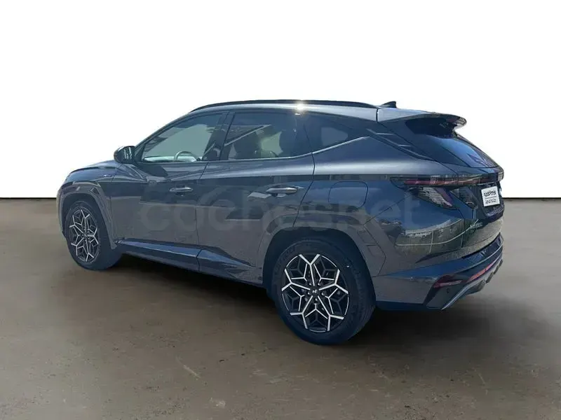 Usado Hyundai Tucson N Line 150 CV (110 kW) 2023 Gris / plata SUV