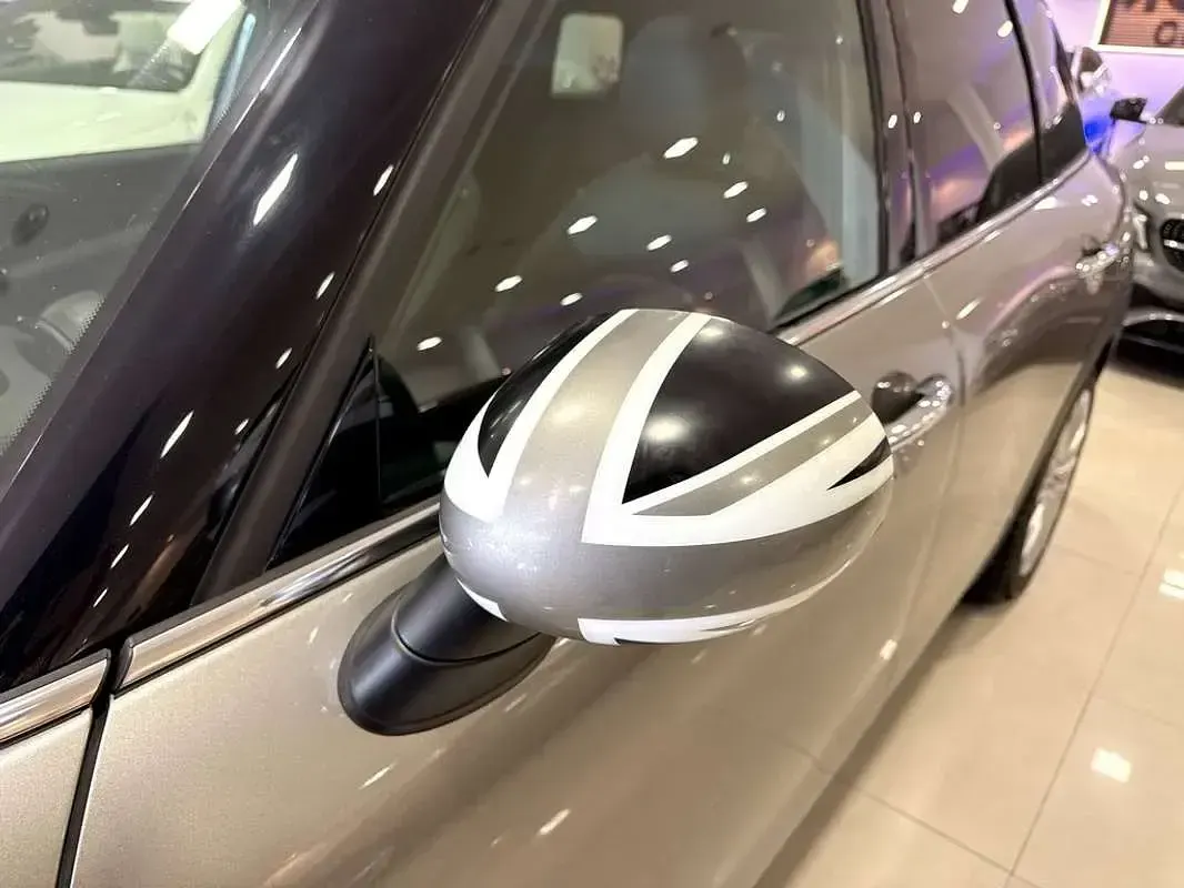 Usado Mini Cooper SD 190 CV (139 kW) 2016 Gris Utilitario