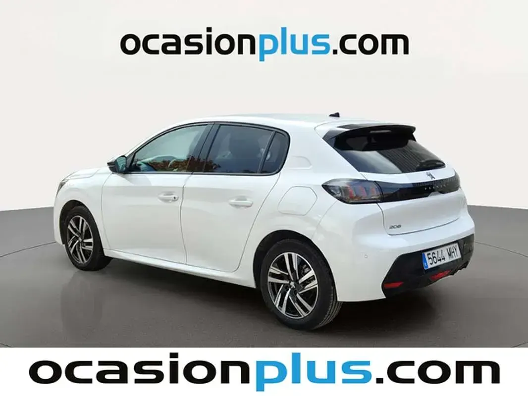 Używany Peugeot 208 Allure 102 KM (75 kW) 2023 Biały Hatchback