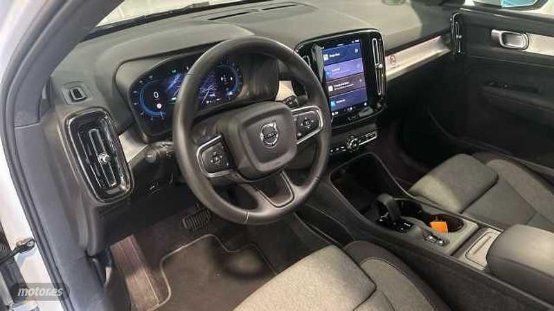 Usado Volvo XC40 Core 2025 Blanco SUV