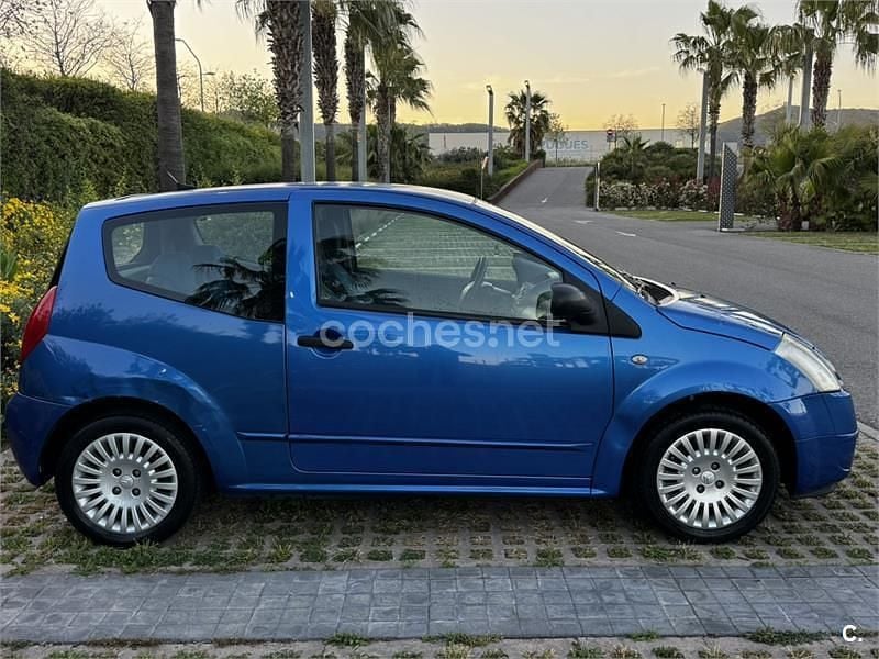 Usado Citroën C2 70 CV (51 kW) 2006 Azul Utilitario