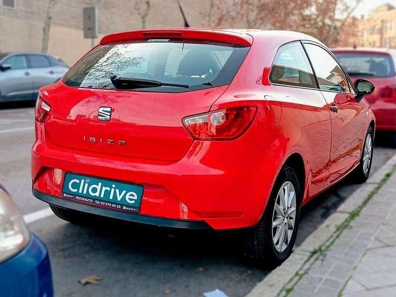 Usado Seat Ibiza Reference 64 HP (47 kW) 2014 Vermelho Citadino
