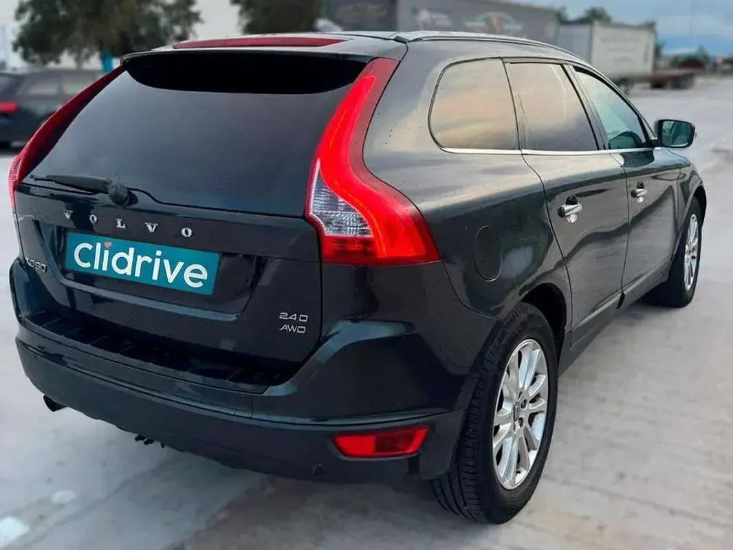 Usado Volvo XC60 Summum 175 CV (128 kW) 2009 Negro SUV