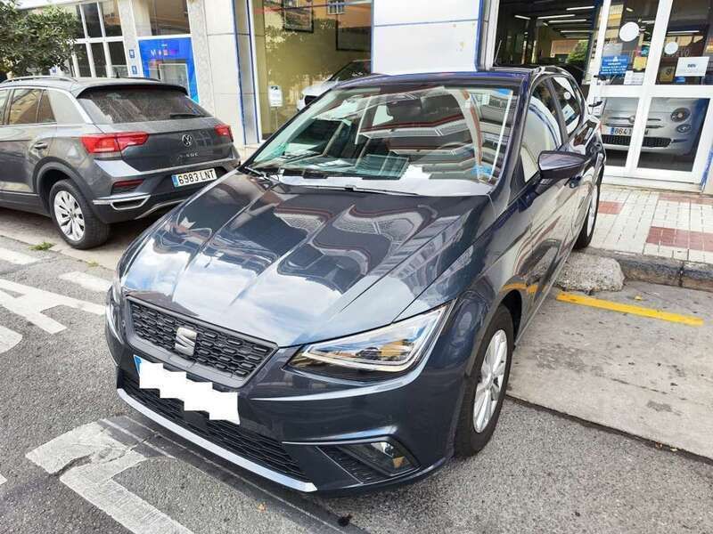 Usado Seat Ibiza Style 110 CV (80 kW) 2023 Gris Utilitario