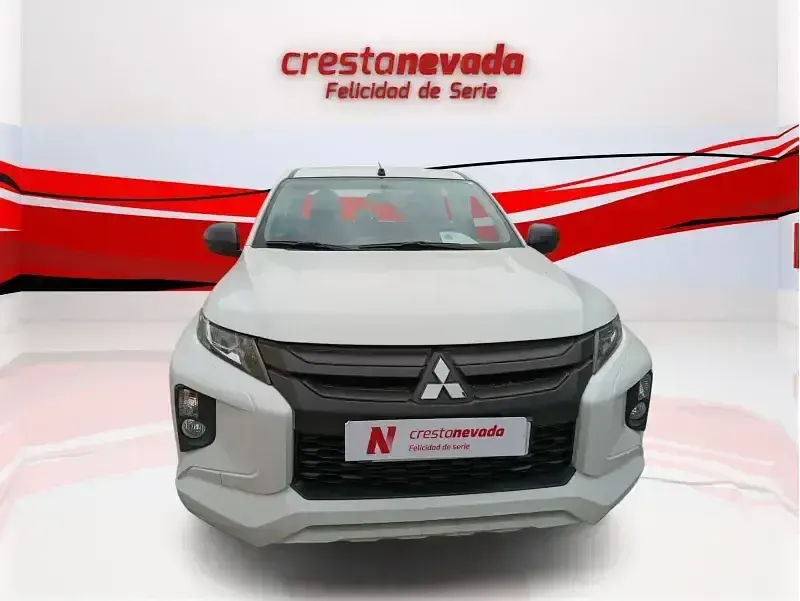 Usado Mitsubishi L200 150 CV (110 kW) 2021 Blanco Pickup/Camioneta