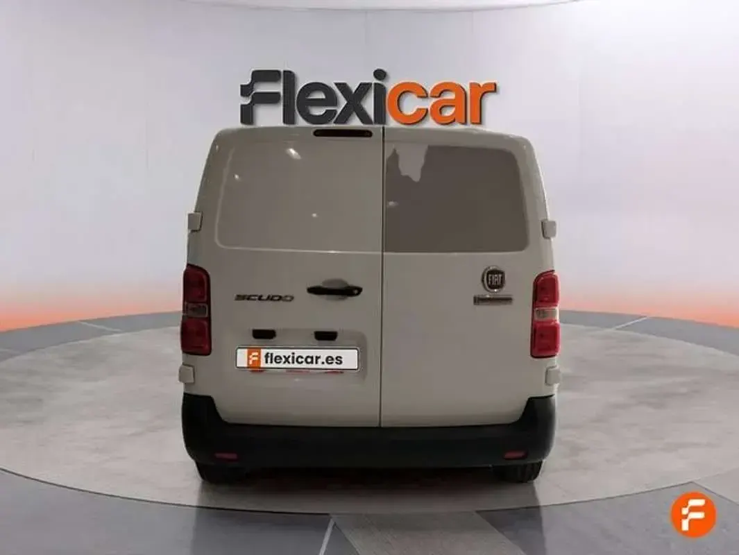Usado Fiat Scudo 102 CV (75 kW) 2023 Blanco Van