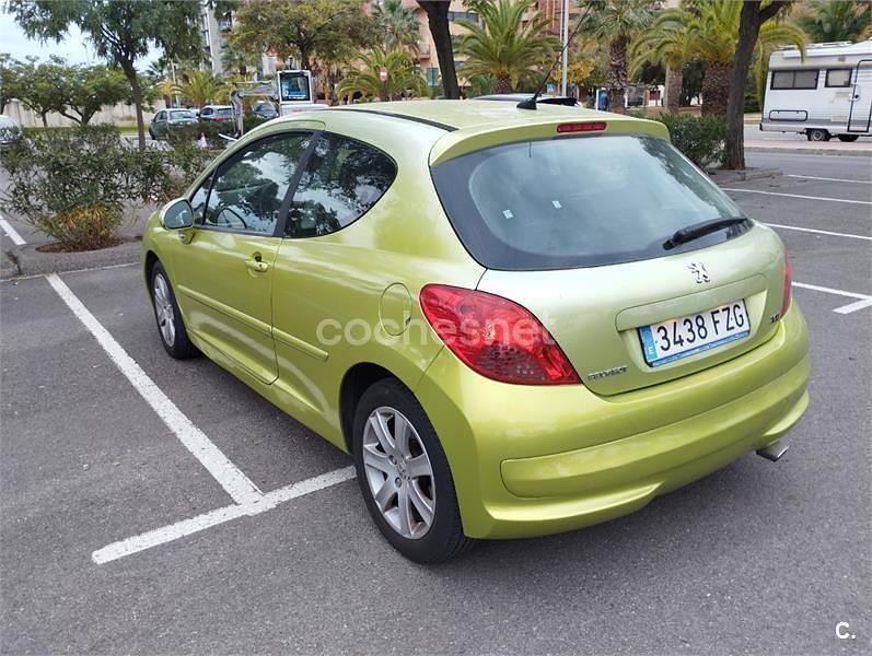 Usado Peugeot 207 Sport 110 CV (80 kW) 2008 Amarillo Berlina