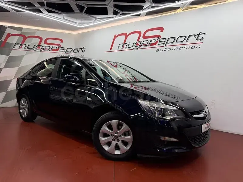 Usado Opel Astra Elegance 140 CV (102 kW) 2018 Azul Berlina