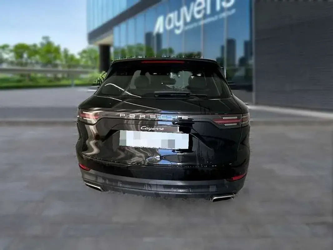 Usado Porsche Cayenne 340 CV (250 kW) 2023 Negro SUV