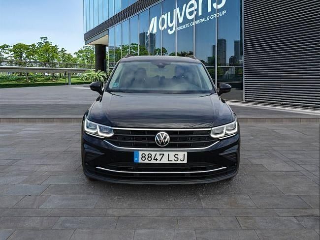 Usado VW Tiguan Life 150 CV (110 kW) 2021 Negro SUV