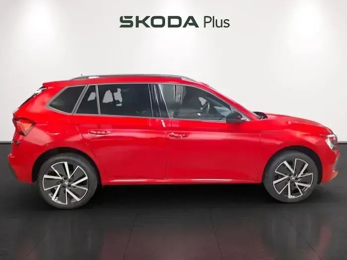 Usado Skoda Kamiq Sport 115 CV (84 kW) 2025 Rojo SUV