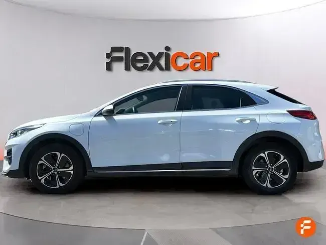 Usado Kia XCeed 141 CV (103 kW) 2023 Blanco SUV