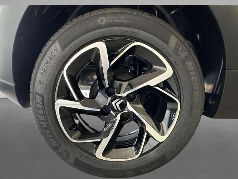 Usado Citroën C3 PureTech 82 CV (60 kW) 2023 Gris Utilitario